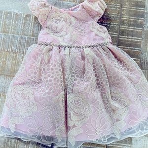 Kids dress. Beautiful formal girl dress  24M. Used once.